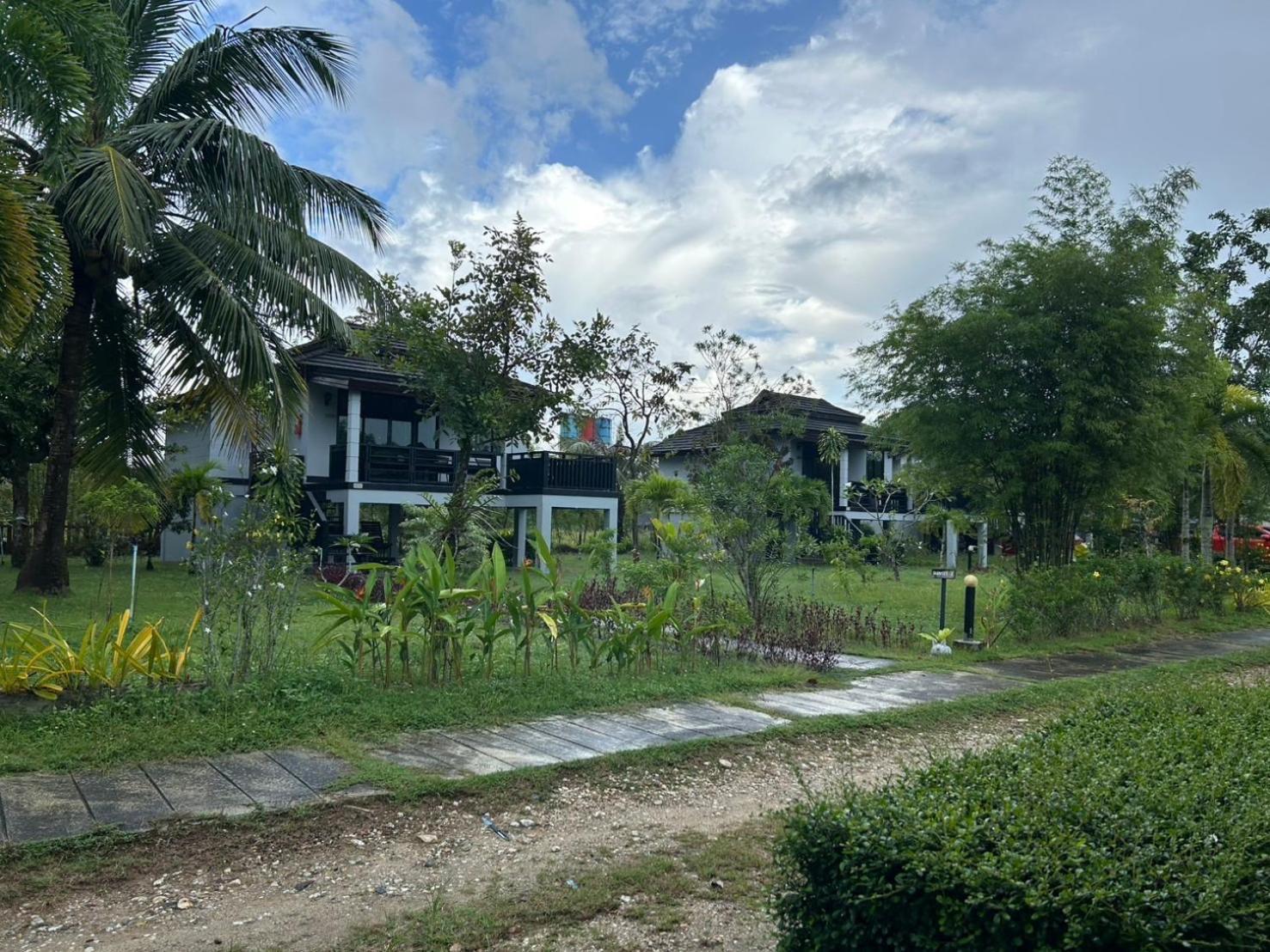 The Hip Resort @ Khao Lak Bang Sak Extérieur photo
