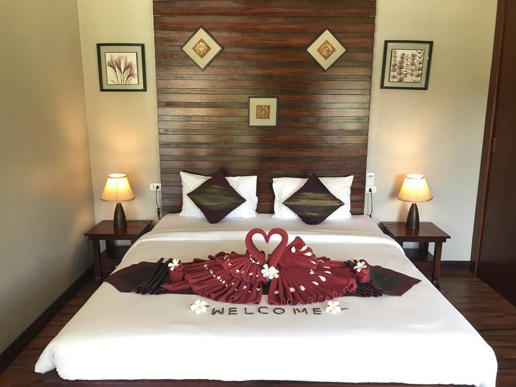 The Hip Resort @ Khao Lak Bang Sak Extérieur photo