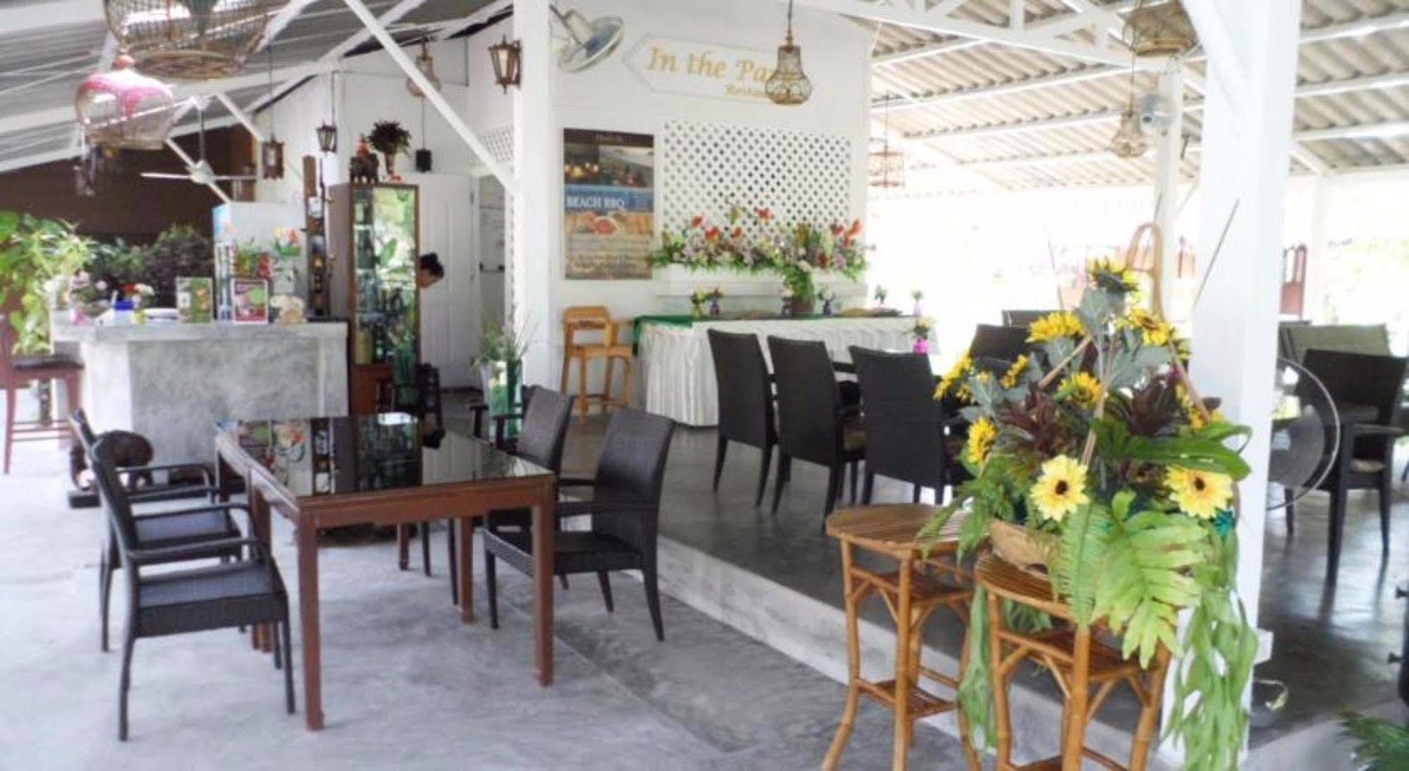 The Hip Resort @ Khao Lak Bang Sak Extérieur photo